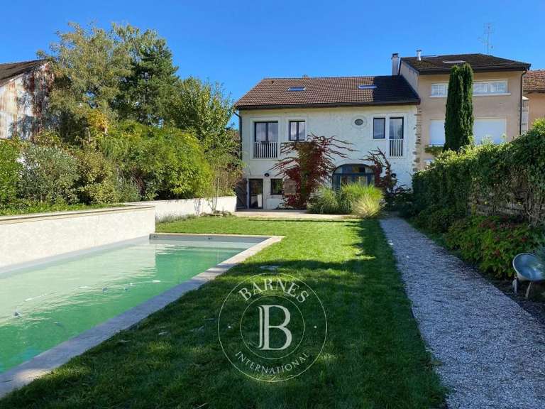 Maison Ornex - 4 chambres - 322m²