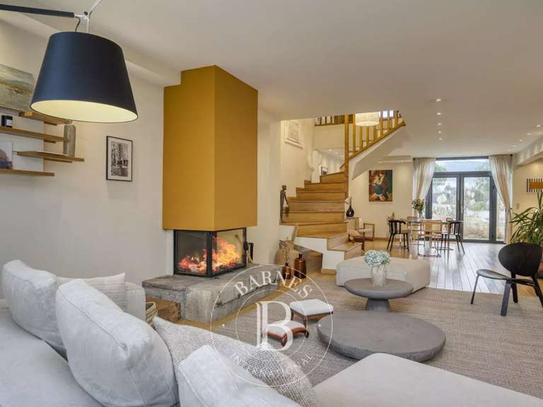 Maison Ornex - 4 chambres - 322m²