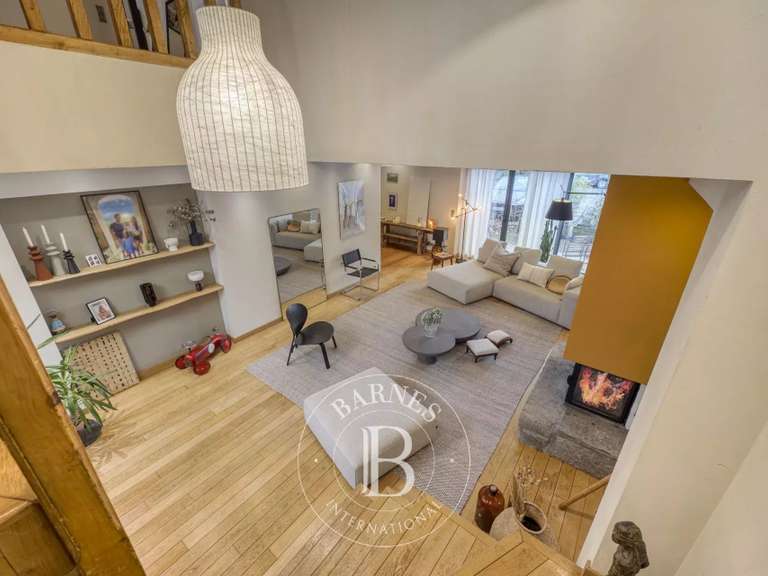 Maison Ornex - 4 chambres - 322m²