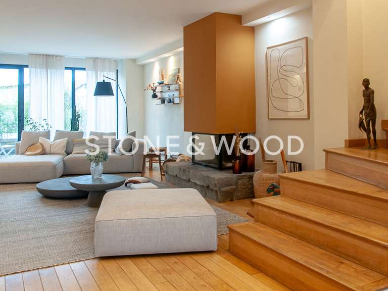 House Ornex - 4 bedrooms - 294m²