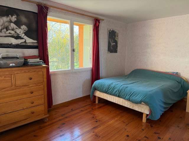Propriété Orsans - 9 chambres - 342m²