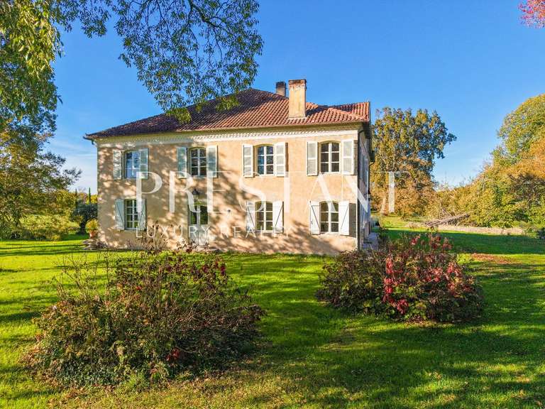 Maison Orthevielle - 7 chambres - 518m²