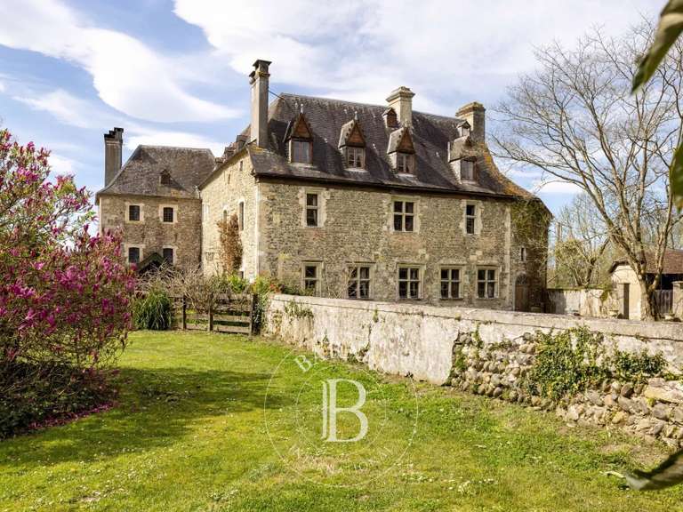 Château Orthez - 10 chambres - 640m²