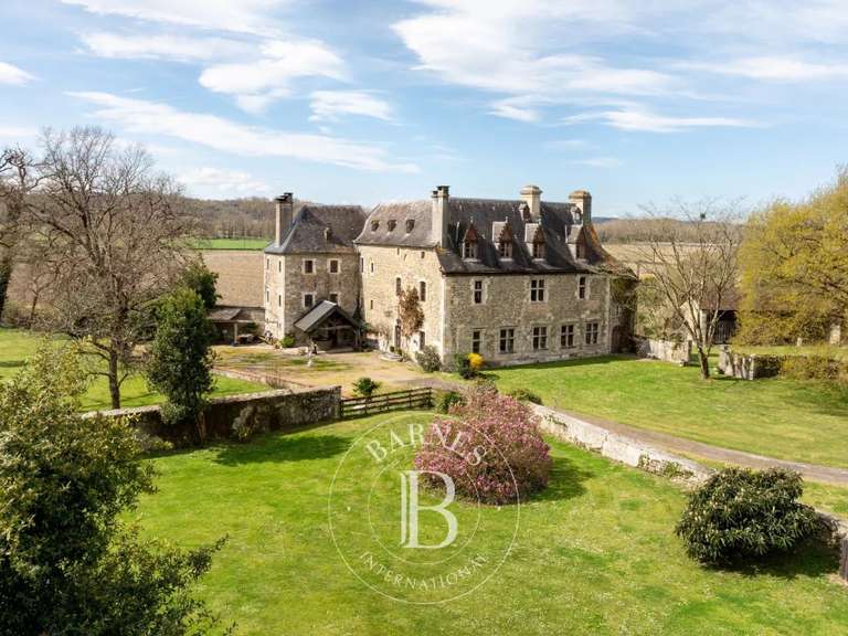 Château Orthez - 10 chambres - 640m²