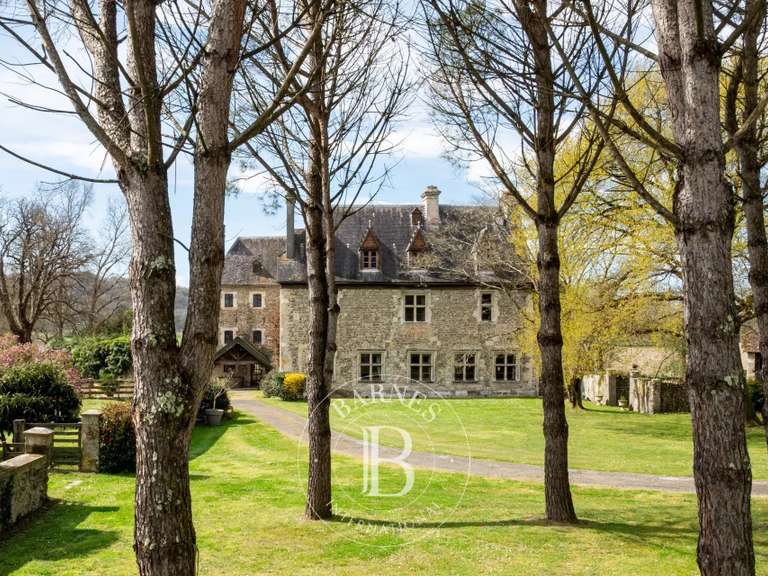 Château Orthez - 10 chambres - 640m²
