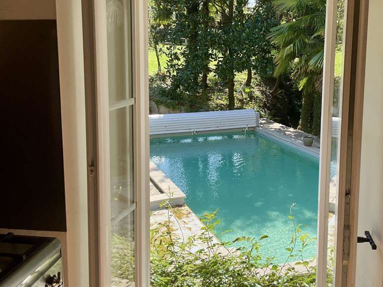 Maison Orthez - 7 chambres - 283m²