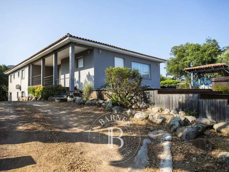 Villa Orto - 8 bedrooms - 394m²