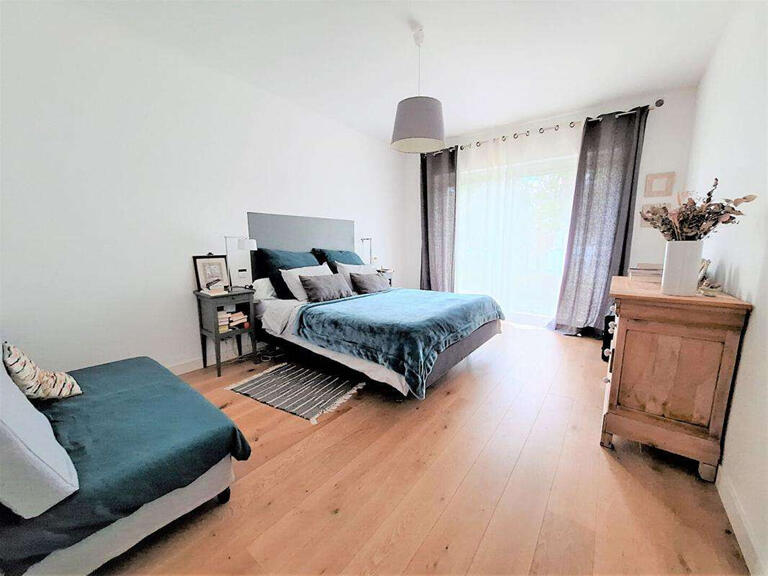 House Orvault - 6 bedrooms