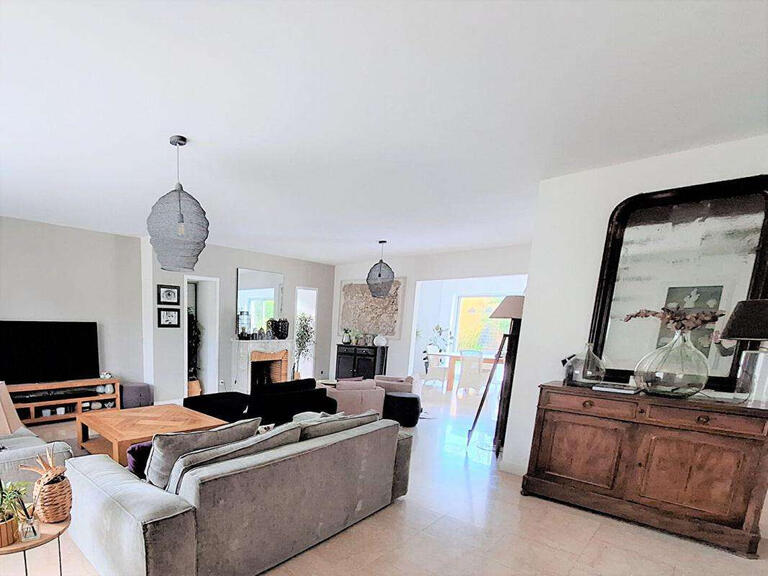 House Orvault - 6 bedrooms