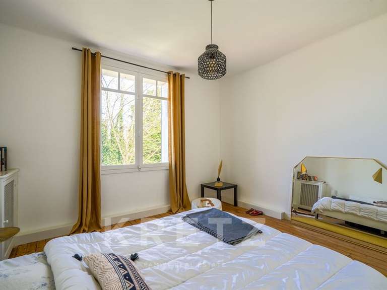 Maison Orvault - 4 chambres - 210m²