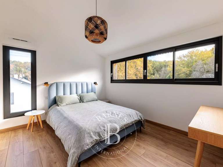 Maison Orvault - 5 chambres - 157m²