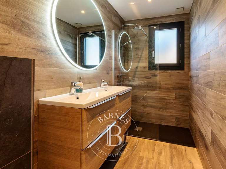 Maison Orvault - 5 chambres - 157m²