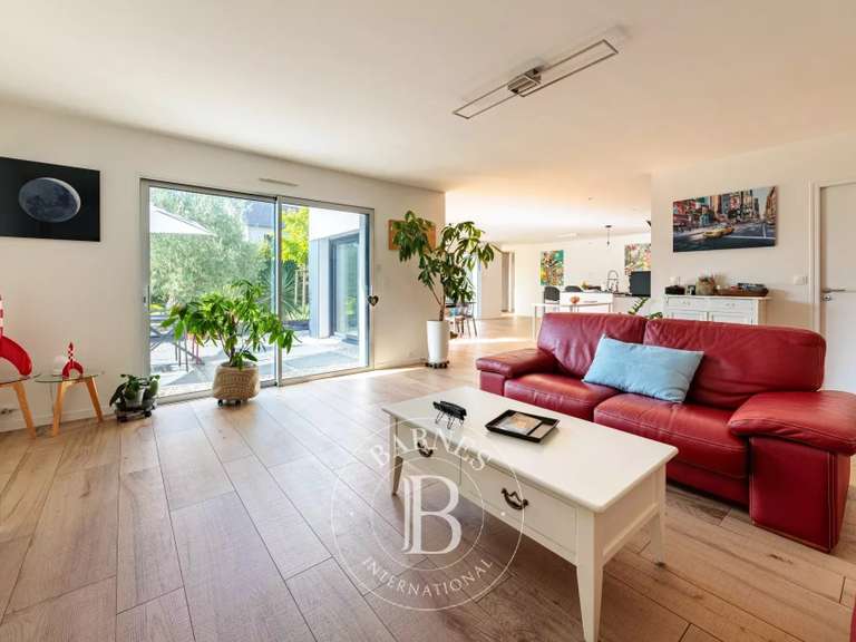 Maison Orvault - 5 chambres - 304m²