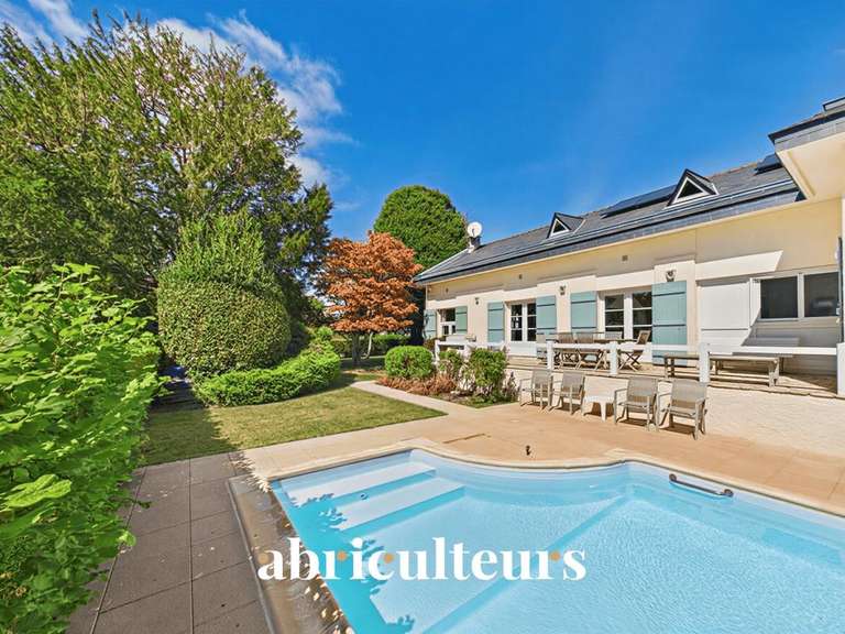 Maison Orvault - 5 chambres - 204m²