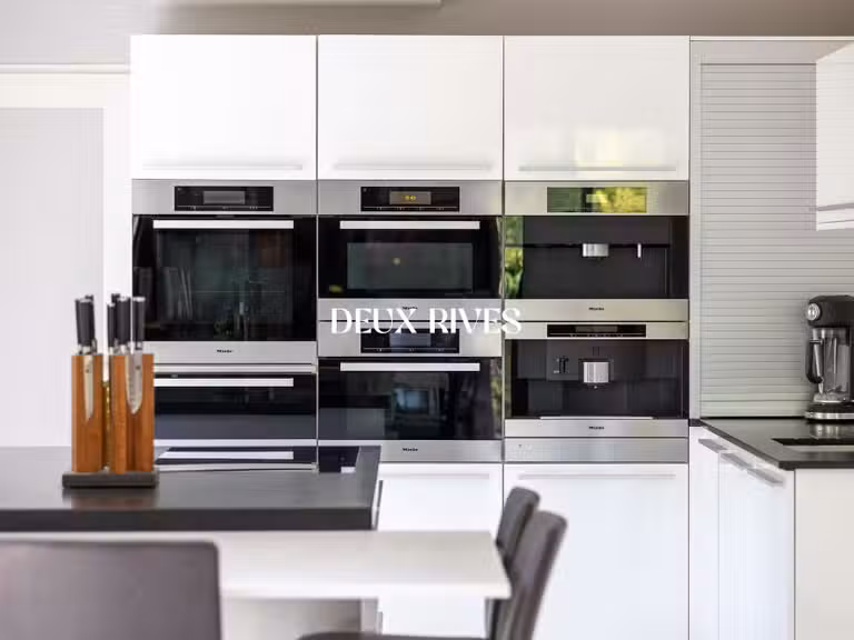 House Orvault - 5 bedrooms