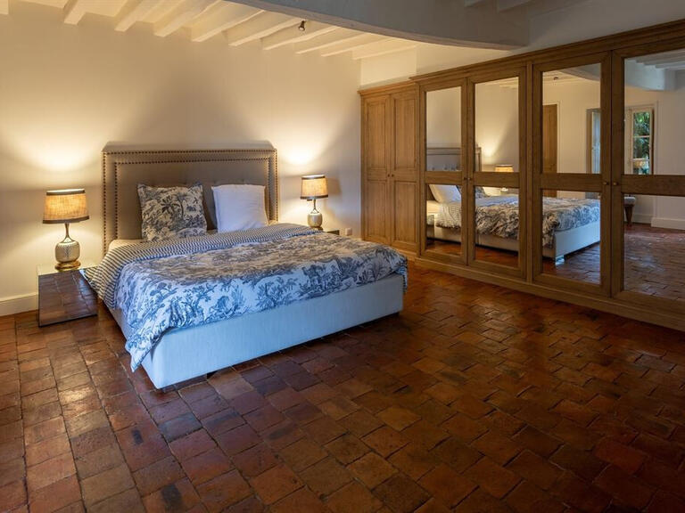 Maison Oucques la Nouvelle - 4 chambres - 365m²