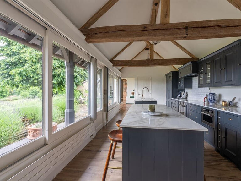 Maison Oucques la Nouvelle - 4 chambres - 365m²