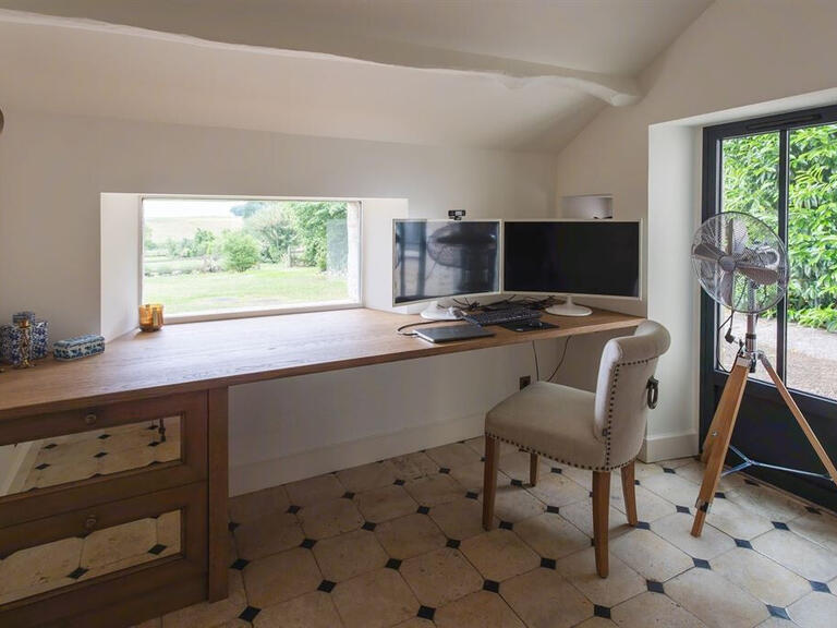 Maison Oucques la Nouvelle - 4 chambres - 365m²