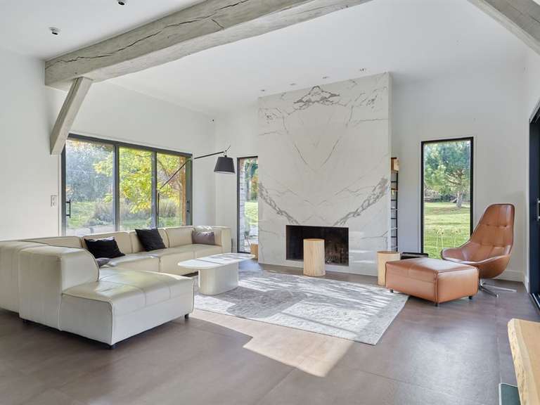 House Ouilly-du-Houley - 4 bedrooms - 265m²