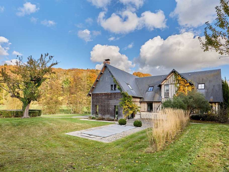 House Ouilly-du-Houley