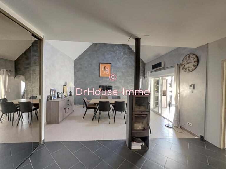 Villa Oulins - 6 bedrooms - 228m²