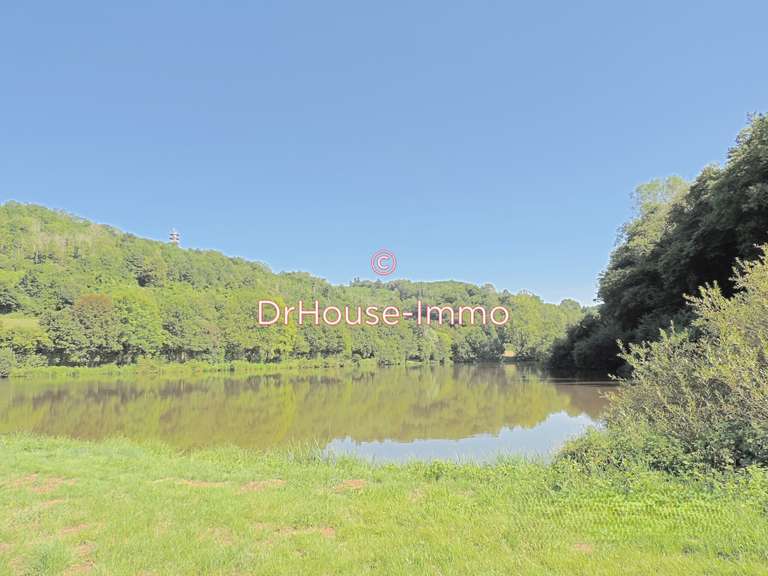 Terrain Oyeu - 827200m²