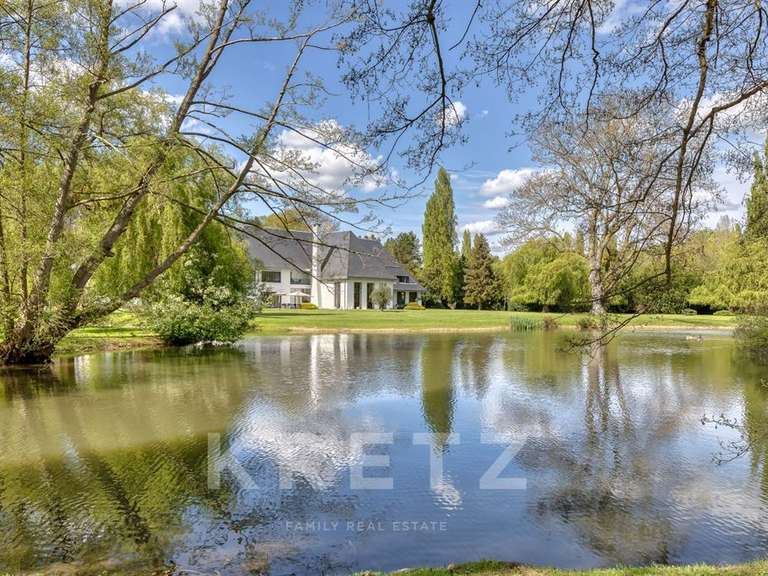 House Pacy-sur-Eure - 10 bedrooms - 1700m²