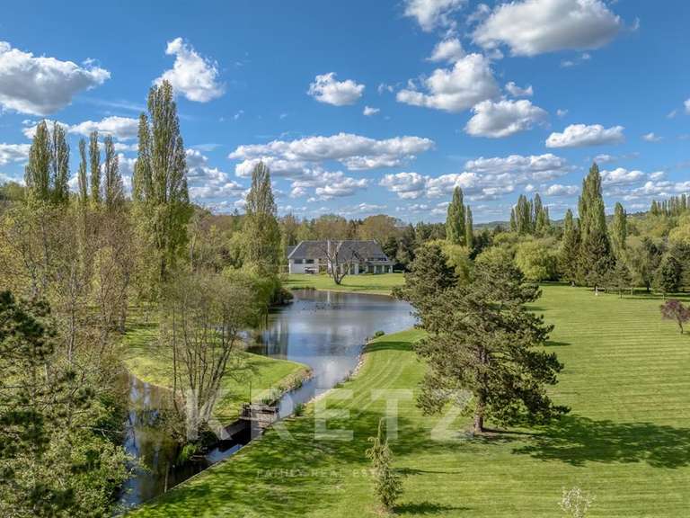House Pacy-sur-Eure - 10 bedrooms - 1700m²