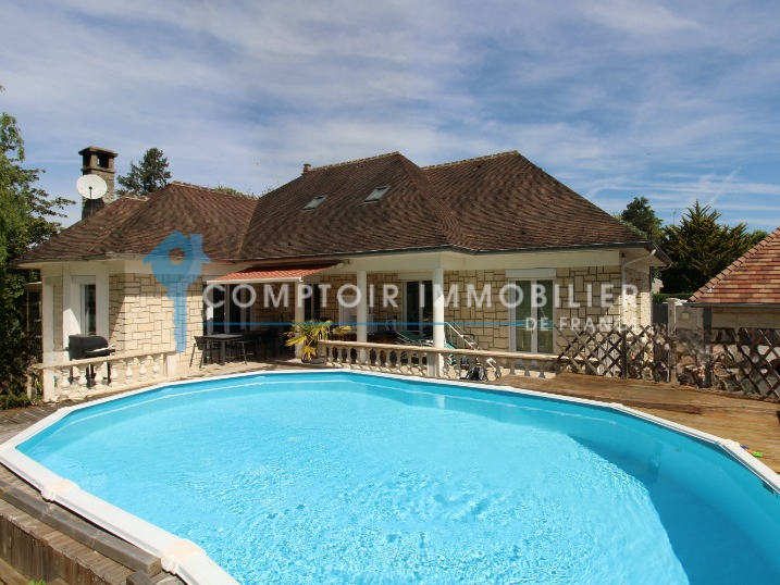 Maison Pacy-sur-Eure - 5 chambres - 220m²