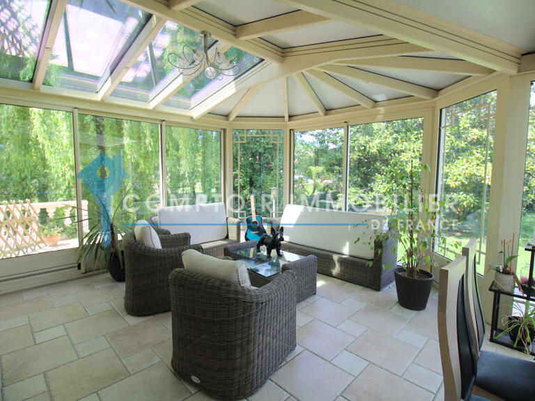 Maison Pacy-sur-Eure - 5 chambres - 220m²