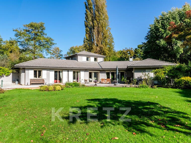 Maison Pacy-sur-Eure - 7 chambres - 245m²