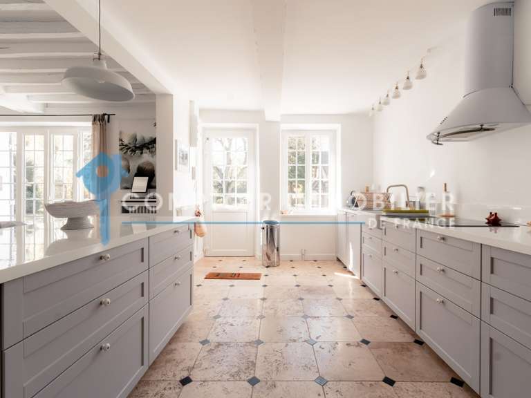 House Pacy-sur-Eure - 4 bedrooms - 210m²