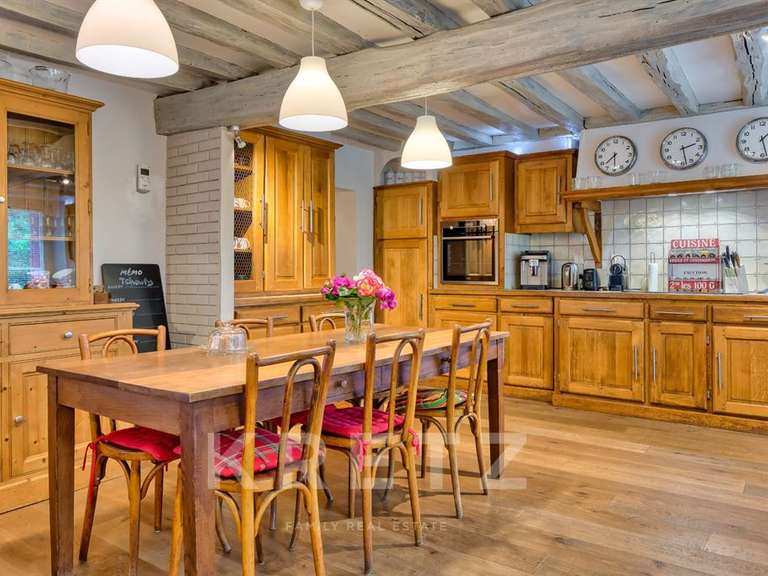 Maison Pacy-sur-Eure - 8 chambres - 271m²