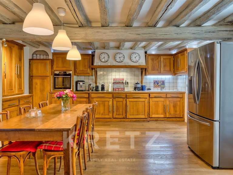 Maison Pacy-sur-Eure - 8 chambres - 271m²