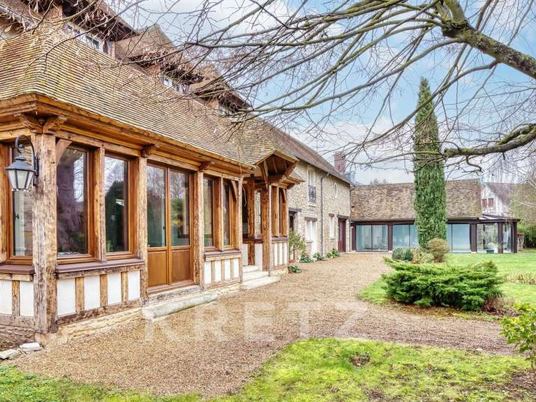 Maison Pacy-sur-Eure - 8 chambres - 374m²