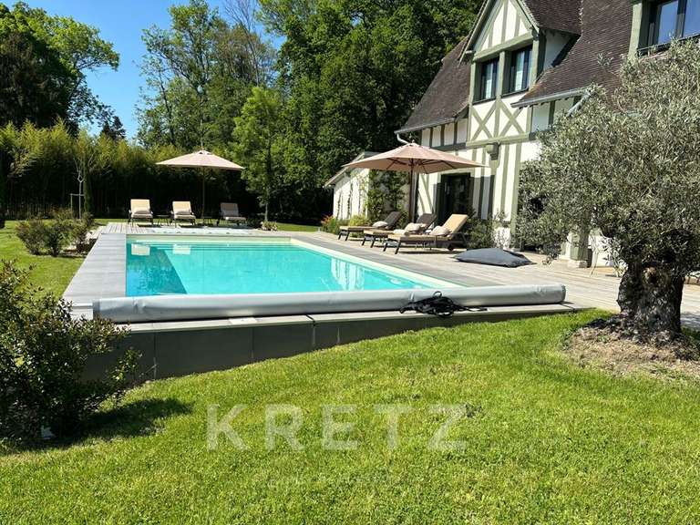 Maison Pacy-sur-Eure - 4 chambres - 220m²