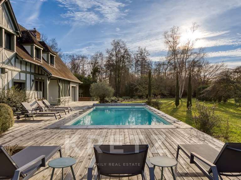 Maison Pacy-sur-Eure - 4 chambres - 220m²
