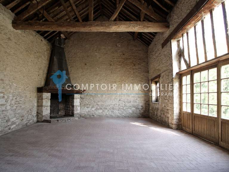 Maison Pacy-sur-Eure - 4 chambres - 366m²