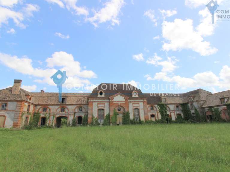 Maison Pacy-sur-Eure - 15 chambres - 1900m²