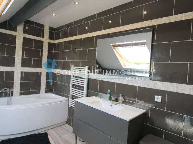 Maison Pacy-sur-Eure - 5 chambres - 220m²