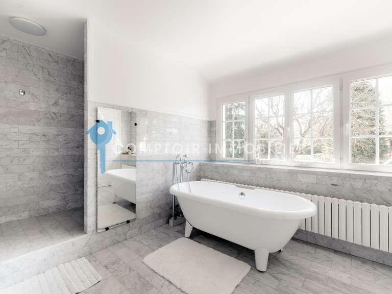 Maison Pacy-sur-Eure - 4 chambres - 210m²