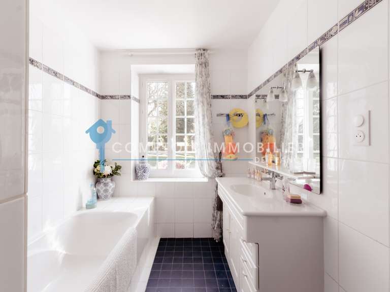 Maison Pacy-sur-Eure - 4 chambres - 210m²