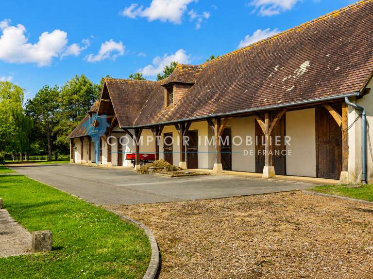 Maison Pacy-sur-Eure - 5 chambres - 330m²