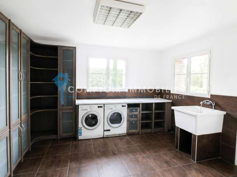Maison Pacy-sur-Eure - 5 chambres - 330m²