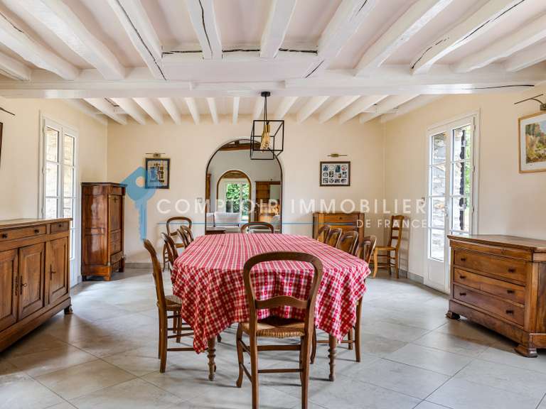 Maison Pacy-sur-Eure - 5 chambres - 330m²