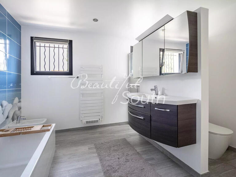 Villa Palau-del-Vidre - 3 bedrooms - 168m²