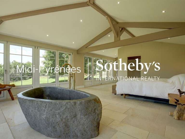 Maison Pamiers - 12 chambres - 622m²