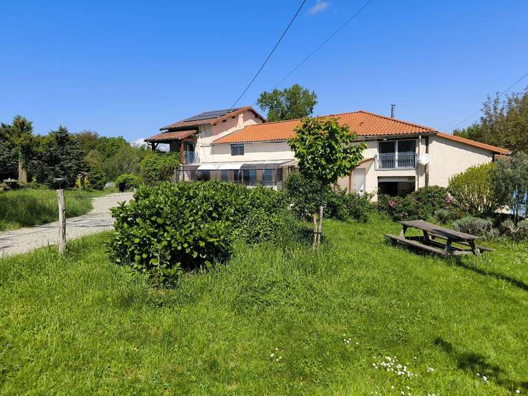 Propriété Pamiers - 5 chambres - 374m²