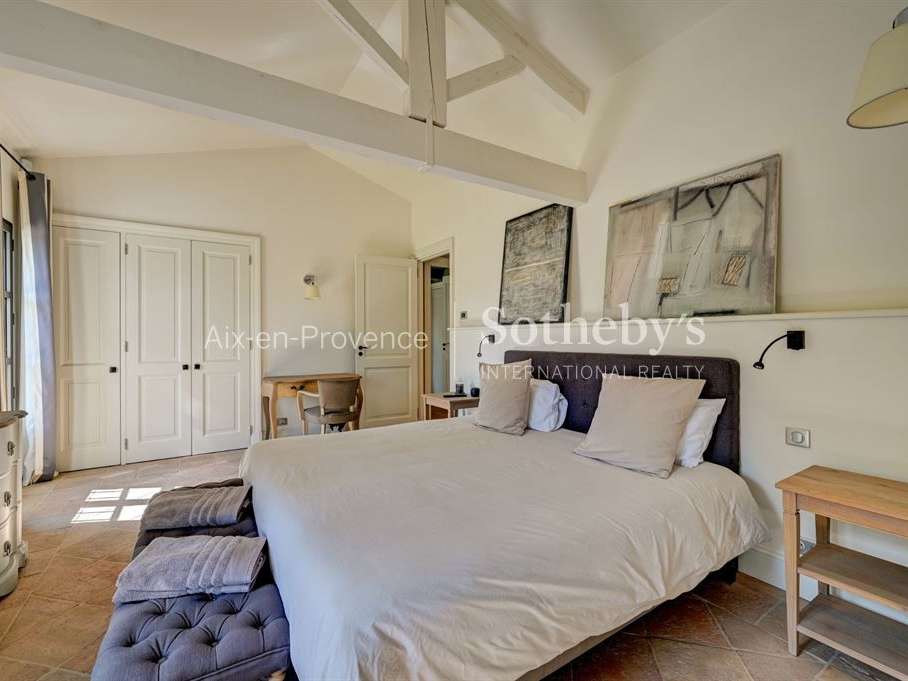 House Paradou