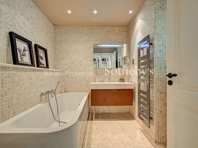 Maison Paradou - 7 chambres - 570m²